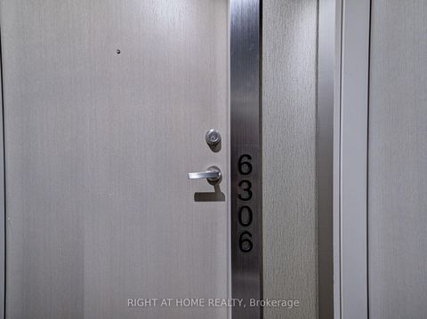 Photo 4 at 6306 - 88 Harbour Street, Waterfront Communities C1, Toronto Photo 4 at 6306 - 88 Harbour Street, Waterfront Communities C1, Toronto