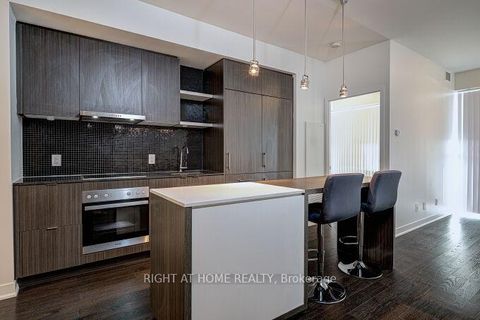 Photo 11 at 6306 - 88 Harbour Street, Waterfront Communities C1, Toronto Photo 11 at 6306 - 88 Harbour Street, Waterfront Communities C1, Toronto