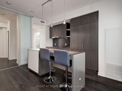 Photo 13 at 6306 - 88 Harbour Street, Waterfront Communities C1, Toronto Photo 13 at 6306 - 88 Harbour Street, Waterfront Communities C1, Toronto