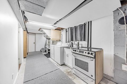 Photo 26 at 54 Holmesdale Crescent, Fairbank, Toronto
