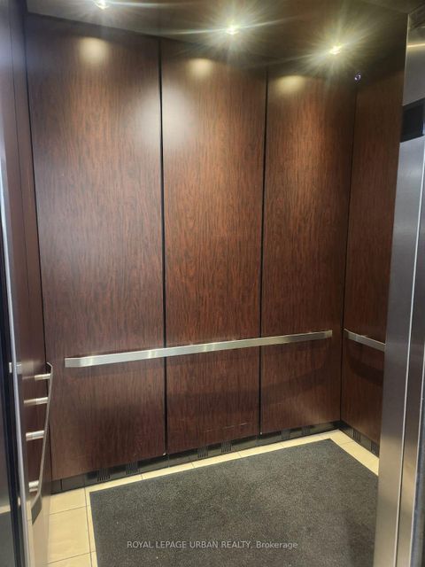 Photo 4 at 211 - 60 Fairfax Crescent, Birchmount, Toronto