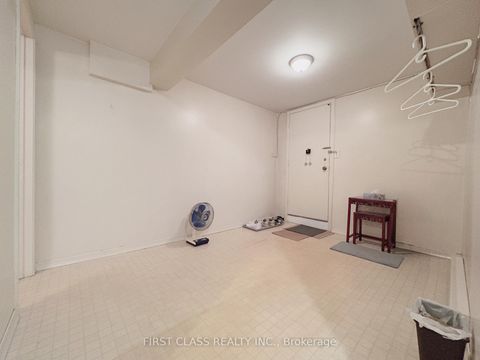 Photo 16 at 81 Clancy Drive, Don Valley Village, Toronto