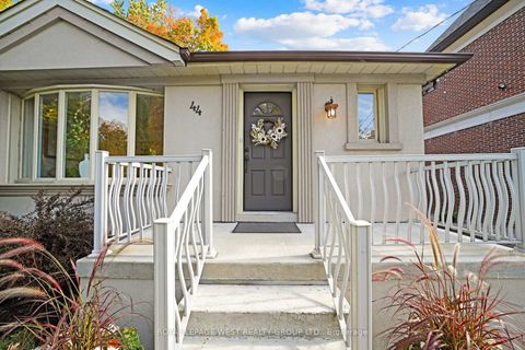 Photo 5 at 44 Westglen Crescent, City Centre West, Toronto Photo 5 at 44 Westglen Crescent, City Centre West, Toronto