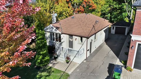 Photo 40 at 44 Westglen Crescent, City Centre West, Toronto Photo 40 at 44 Westglen Crescent, City Centre West, Toronto