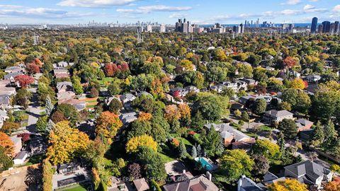 Photo 46 at 44 Westglen Crescent, City Centre West, Toronto