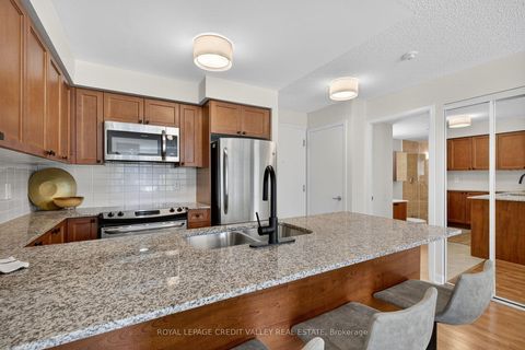 Photo 7 at 334 - 525 Wilson Avenue, Clanton Park, Toronto