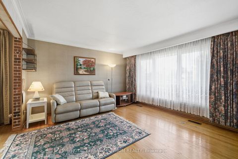 Photo 5 at 1 Riverton Drive, Humber Summit, Toronto