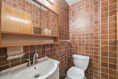 Photo 11 at 1 Riverton Drive, Humber Summit, Toronto