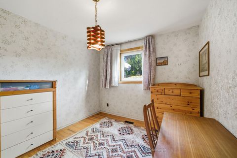 Photo 12 at 1 Riverton Drive, Humber Summit, Toronto
