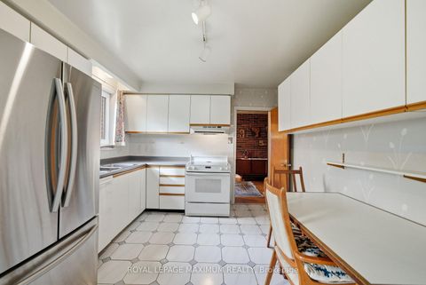 Photo 15 at 1 Riverton Drive, Humber Summit, Toronto