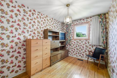 Photo 20 at 1 Riverton Drive, Humber Summit, Toronto