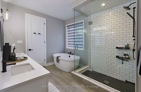 Photo 17 at 1467 Lakeport Crescent, JM Joshua Meadows, Oakville