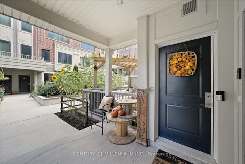 Photo 1 at 21 - 95 Eastwood Park Gardens, Long Branch, Toronto