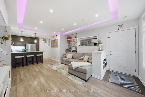 Photo 3 at 21 - 95 Eastwood Park Gardens, Long Branch, Toronto