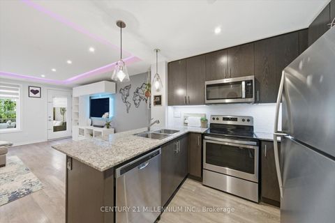 Photo 8 at 21 - 95 Eastwood Park Gardens, Long Branch, Toronto