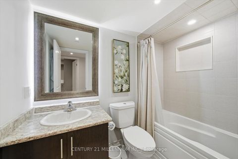 Photo 16 at 21 - 95 Eastwood Park Gardens, Long Branch, Toronto