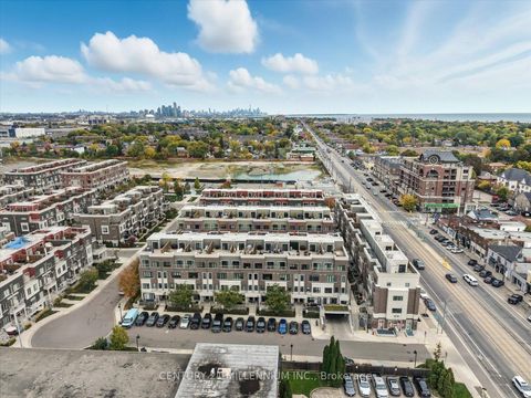 Photo 19 at 21 - 95 Eastwood Park Gardens, Long Branch, Toronto