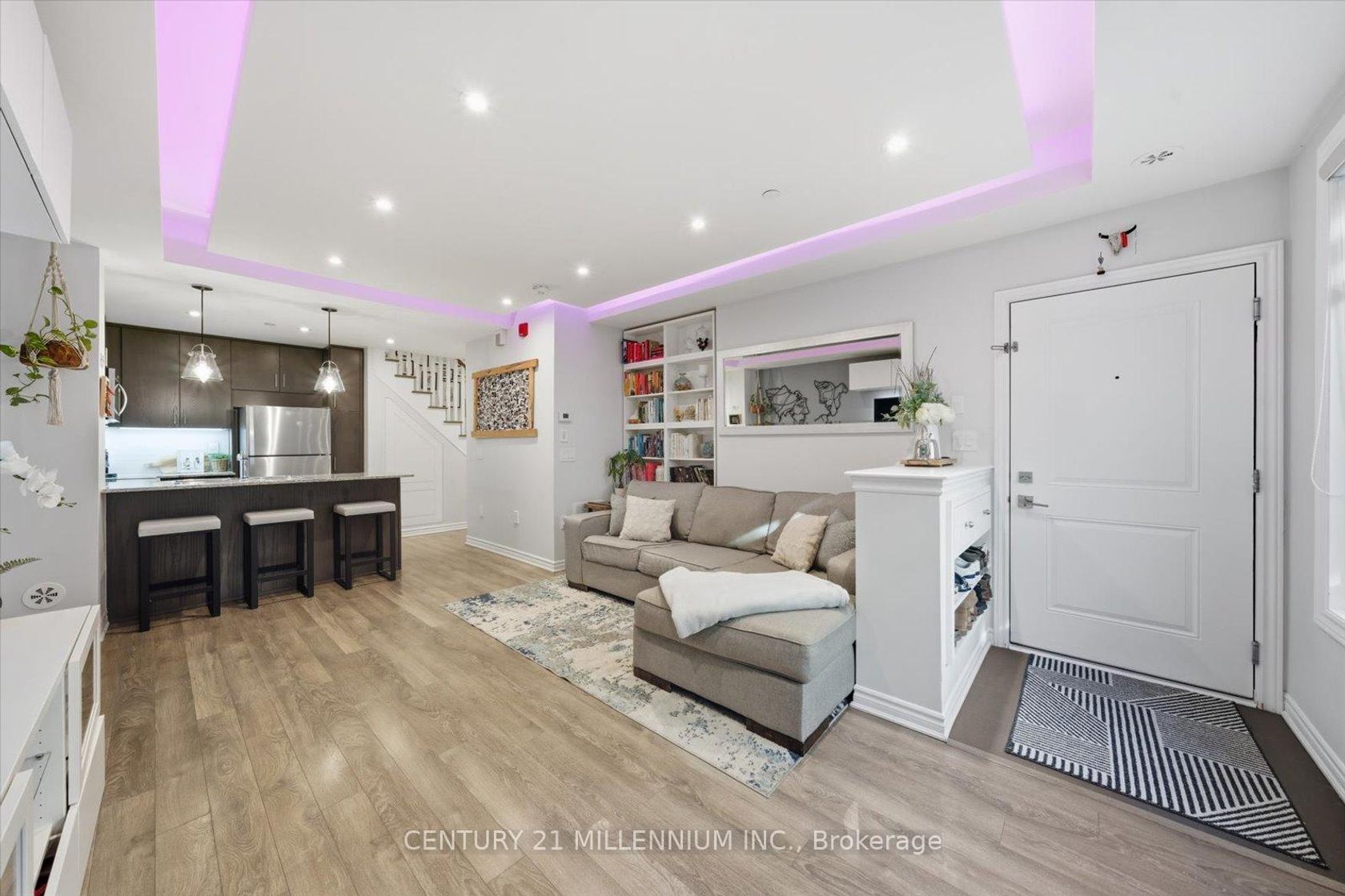 Photo 3 at 21 - 95 Eastwood Park Gardens, Long Branch, Toronto Photo 3 at 21 - 95 Eastwood Park Gardens, Long Branch, Toronto