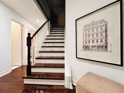 Photo 1 at 270 Bernard Avenue, Devonsleigh, Richmond Hill