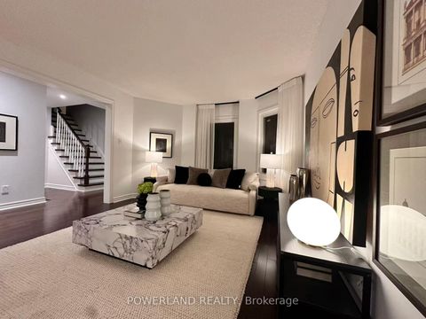 Photo 3 at 270 Bernard Avenue, Devonsleigh, Richmond Hill