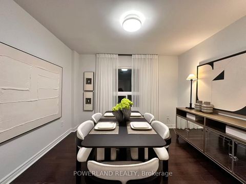 Photo 4 at 270 Bernard Avenue, Devonsleigh, Richmond Hill