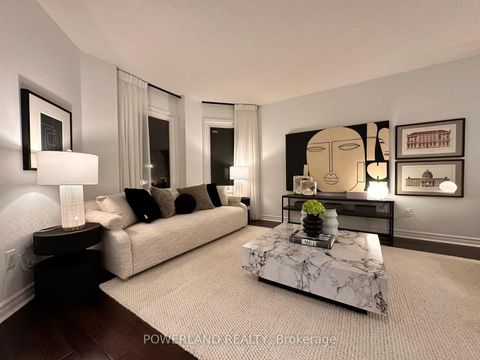 Photo 14 at 270 Bernard Avenue, Devonsleigh, Richmond Hill