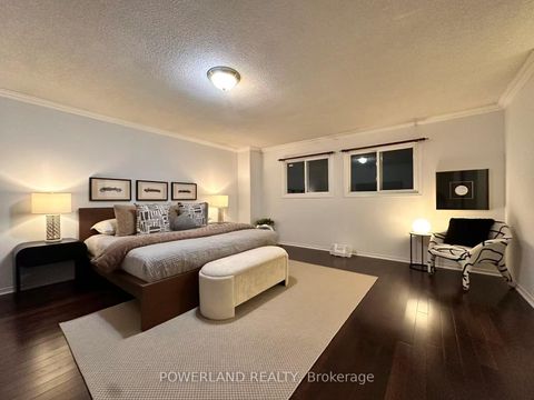 Photo 20 at 270 Bernard Avenue, Devonsleigh, Richmond Hill