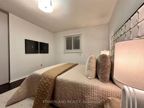 Photo 24 at 270 Bernard Avenue, Devonsleigh, Richmond Hill