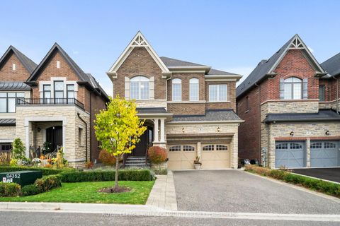 Photo 0 at 8 King Boulevard, King City, King