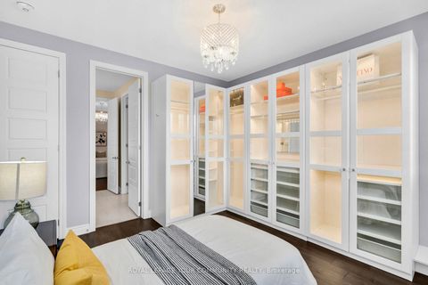 Photo 30 at 8 King Boulevard, King City, King