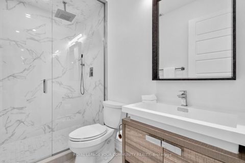 Photo 44 at 8 King Boulevard, King City, King