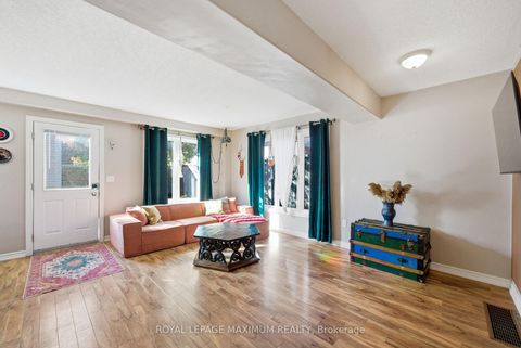 Photo 8 at 12A Marsellus Drive, Holly, Barrie