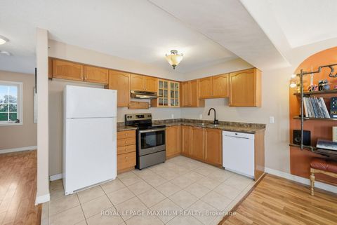 Photo 15 at 12A Marsellus Drive, Holly, Barrie