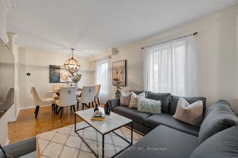 Photo 5 at 25 Umbria Crescent, West Woodbridge, Vaughan