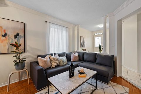 Photo 6 at 25 Umbria Crescent, West Woodbridge, Vaughan