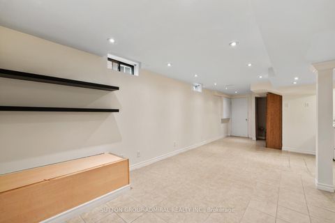 Photo 29 at 25 Umbria Crescent, West Woodbridge, Vaughan