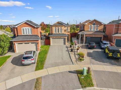 Photo 37 at 25 Umbria Crescent, West Woodbridge, Vaughan