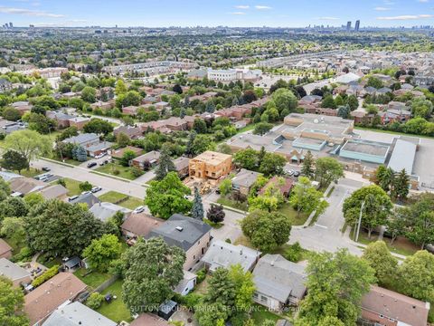 Photo 41 at 393 Paliser Crescent S, Harding, Richmond Hill