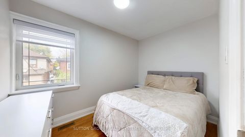 Photo 11 at 24 Chambers Avenue, Pellam Park, Toronto