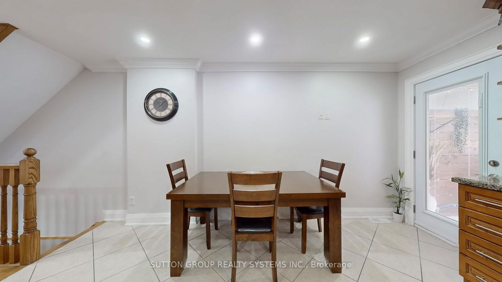 Photo 6 at 24 Chambers Avenue, Pellam Park, Toronto Photo 6 at 24 Chambers Avenue, Pellam Park, Toronto