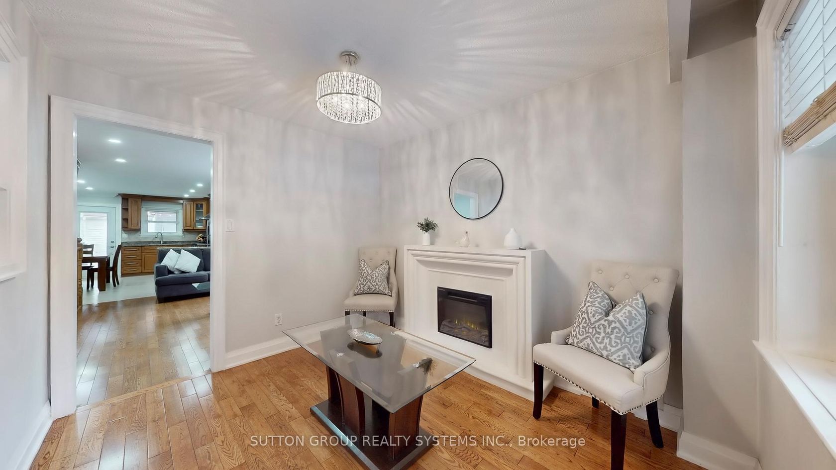 Photo 8 at 24 Chambers Avenue, Pellam Park, Toronto Photo 8 at 24 Chambers Avenue, Pellam Park, Toronto