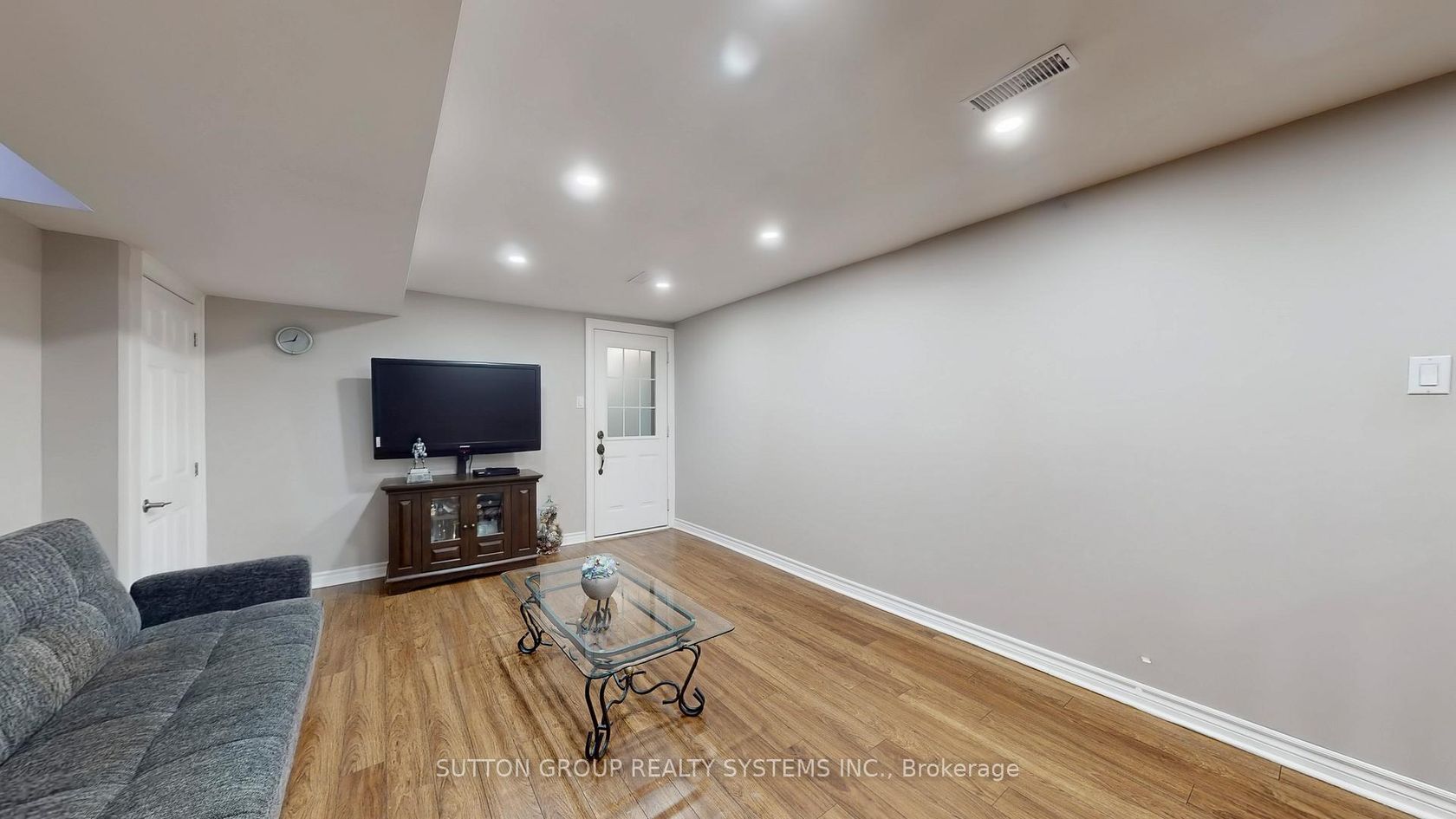 Photo 15 at 24 Chambers Avenue, Pellam Park, Toronto Photo 15 at 24 Chambers Avenue, Pellam Park, Toronto