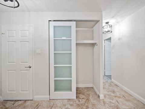 Photo 7 at 312 - 45 Carlton Street, Yonge Corridor, Toronto Photo 7 at 312 - 45 Carlton Street, Yonge Corridor, Toronto