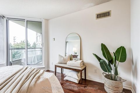 Photo 19 at 532 - 10 Guildwood Parkway, Guildwood, Toronto