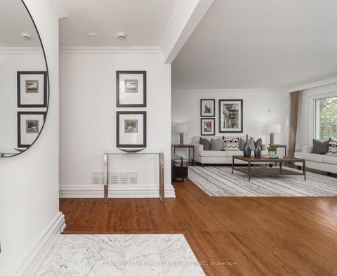 Photo 4 at 26 ELVASTON Drive, Victoria Village, Toronto