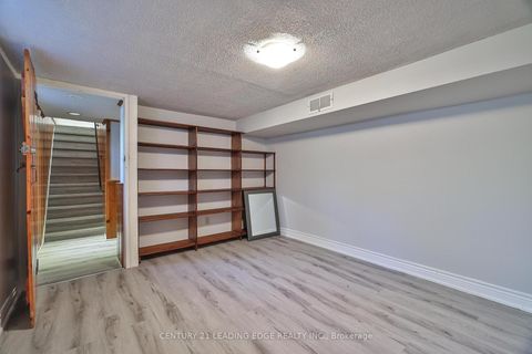 Photo 21 at 26 ELVASTON Drive, Victoria Village, Toronto