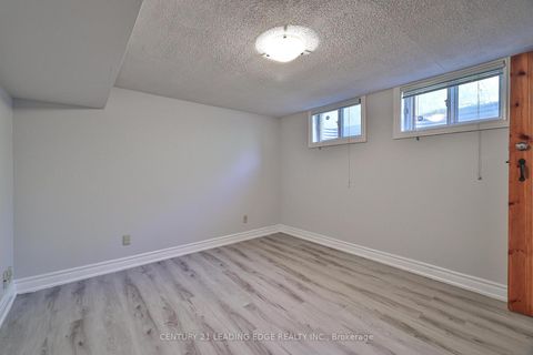 Photo 22 at 26 ELVASTON Drive, Victoria Village, Toronto