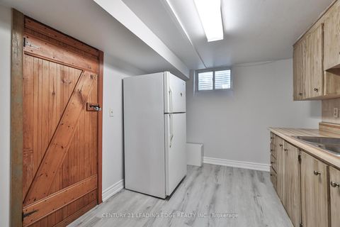 Photo 31 at 26 ELVASTON Drive, Victoria Village, Toronto