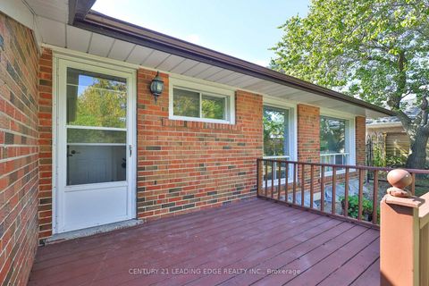 Photo 36 at 26 ELVASTON Drive, Victoria Village, Toronto