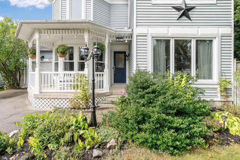 Photo 2 at 963 Linden Street, Alcona, Innisfil